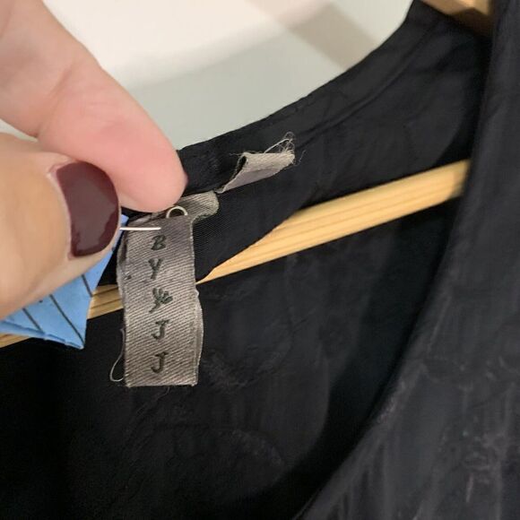 By JJ Womens Black Floral Embroidered Rayon Tank Dress Medium R100 - Picture 6 of 9